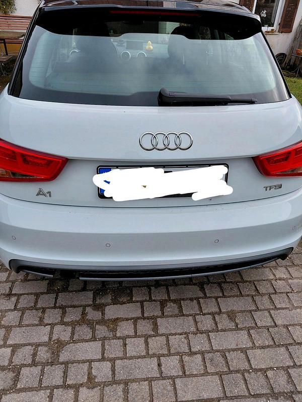 Gebraucht Audi A1 S-Line 86 PS (63 kW) 2014 Weiß Kleinwagen