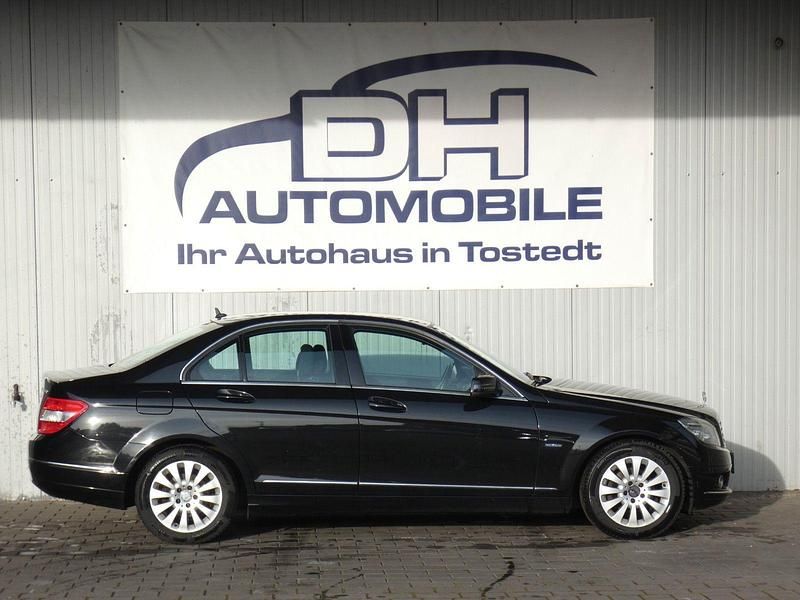Gebraucht Mercedes C180 156 PS (114 kW) 2009 Schwarz Limousine
