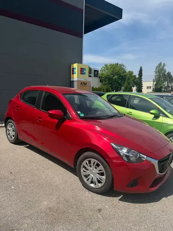 Gebraucht Mazda 2 Sports-Line 105 PS (77 kW) 2016 Rot Limousine