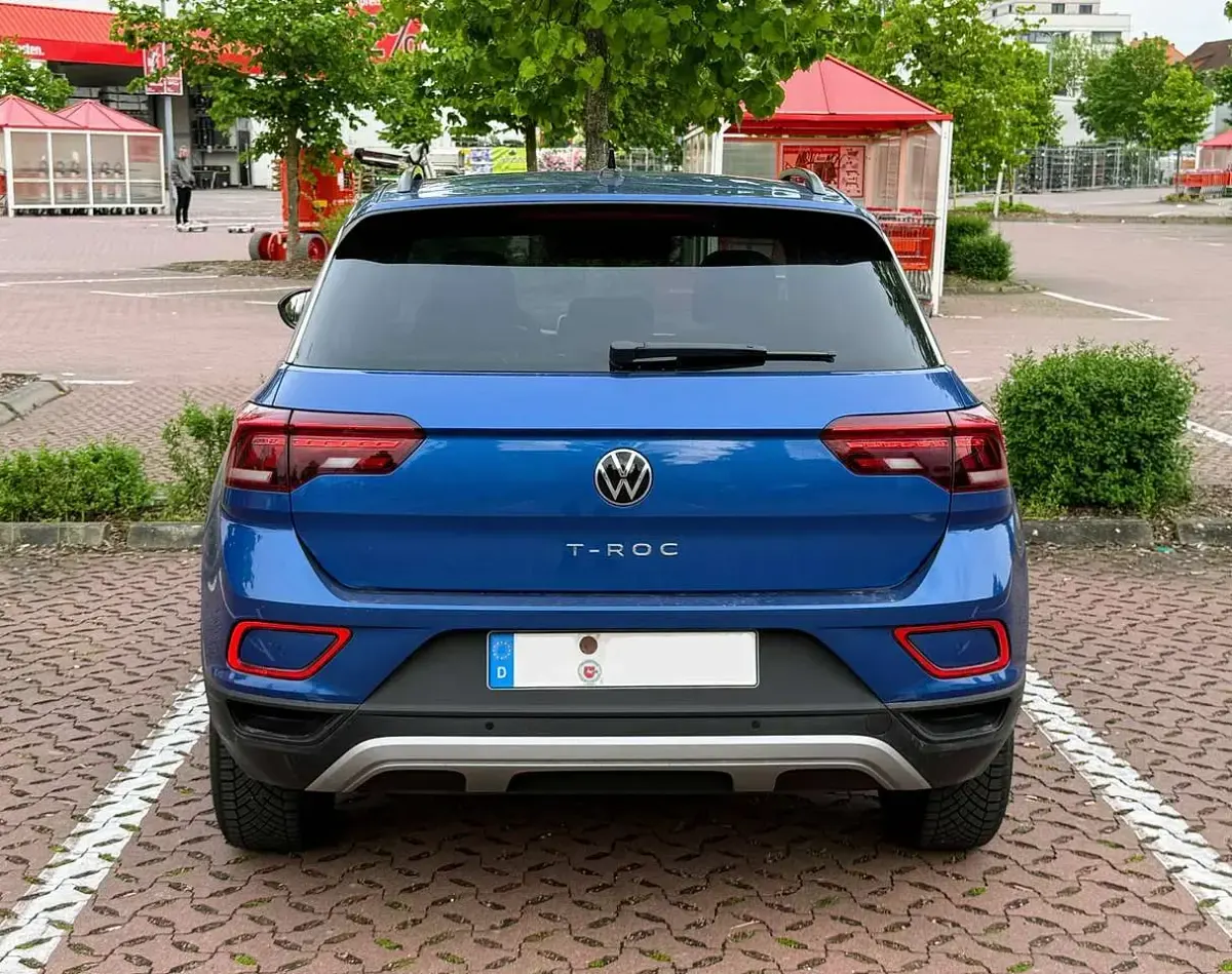 Gebraucht VW T-Roc Goal 150 PS (110 kW) 2025 Blau SUV