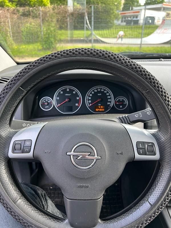 Second-hand Opel Vectra 2005 Verde Berlinǎ