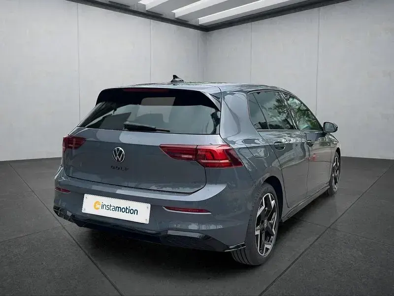 Gebraucht VW Golf VIII 150 PS (110 kW) 2025 Grau Kleinwagen
