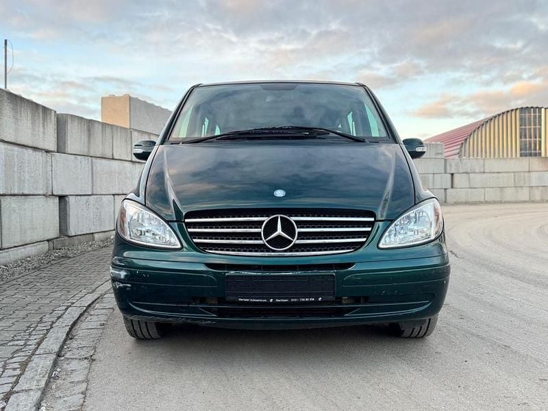 Gebraucht Mercedes Viano 150 PS (110 kW) 2004 Grün Van / Kleinbus