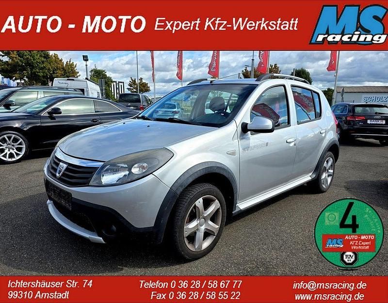 Grau Gebraucht 2012 Dacia Sandero Stepway SUV | 2.444 € (Superpreis) - Bild 1/4