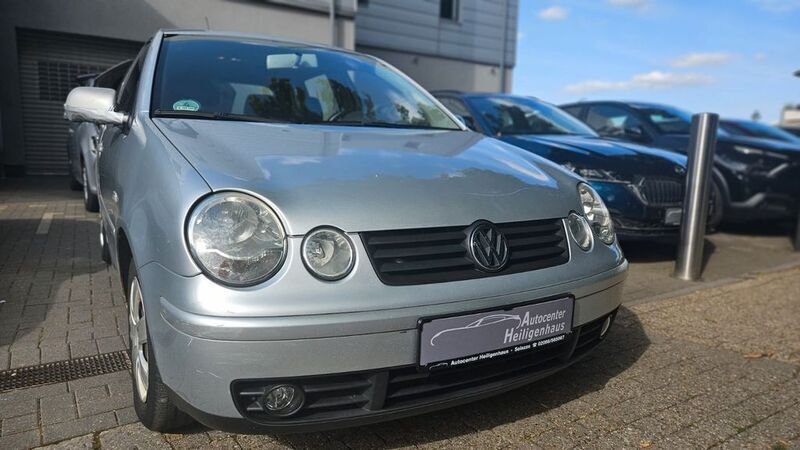 Silber Gebraucht 2003 VW Polo Highline Limousine | 780 € (Superpreis) - Bild 1/4