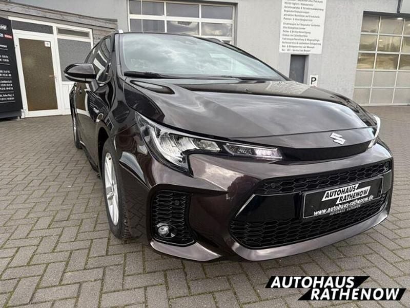 Brown metallik Gebraucht 2021 Suzuki Swace Comfort Kombi | 18.900 € (Fairer Preis) - Bild 1/4