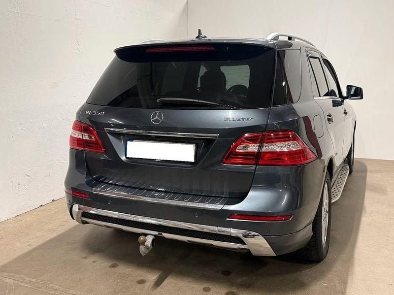 Gebraucht Mercedes ML350 258 PS (189 kW) 2014 Grau SUV