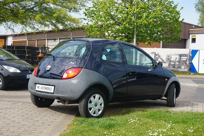 Second-hand Ford Ka 60 CP (44 kW) 2006 Albastru Hatchback