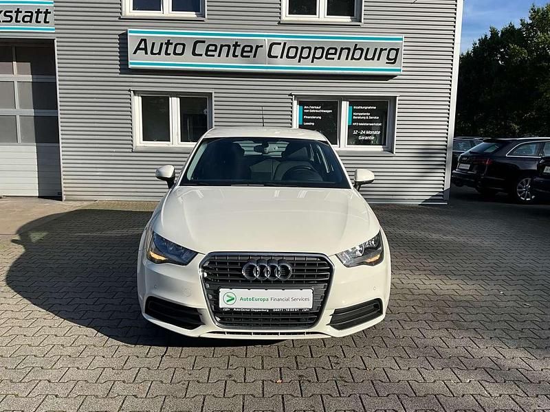 Amalfiweiss Gebraucht 2014 Audi A1 Sportback Attraction Kleinwagen | 8.990 € (Fairer Preis) - Bild 1/4