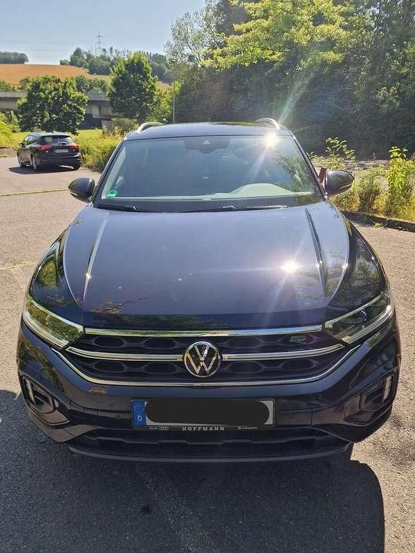 Schwarz Gebraucht 2022 VW T-Roc R-line SUV | 26.999 € (Fairer Preis) - Bild 1/4