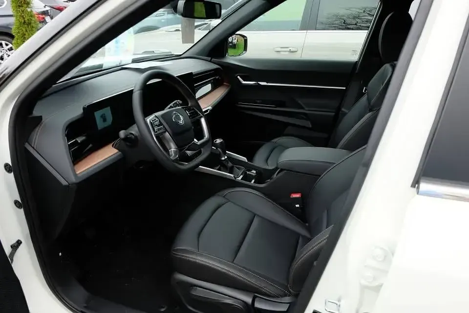 Neu KGM Torres 163 PS (119 kW) 2026 Weiß SUV