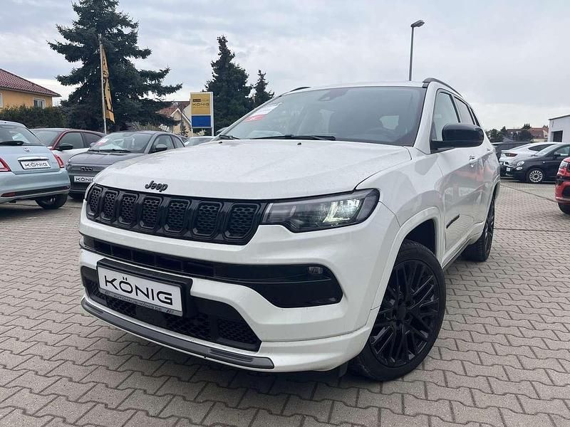 Second-hand Jeep Compass 131 CP (96 kW) 2023 Alb SUV
