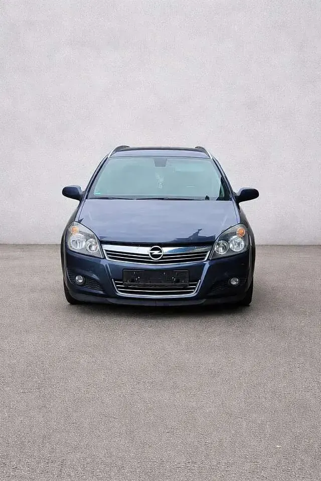 Gebraucht Opel Astra 140 PS (102 kW) 2008 Kombi