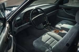 Gebraucht Mercedes 560 300 PS (220 kW) 1990 Blau Coupé