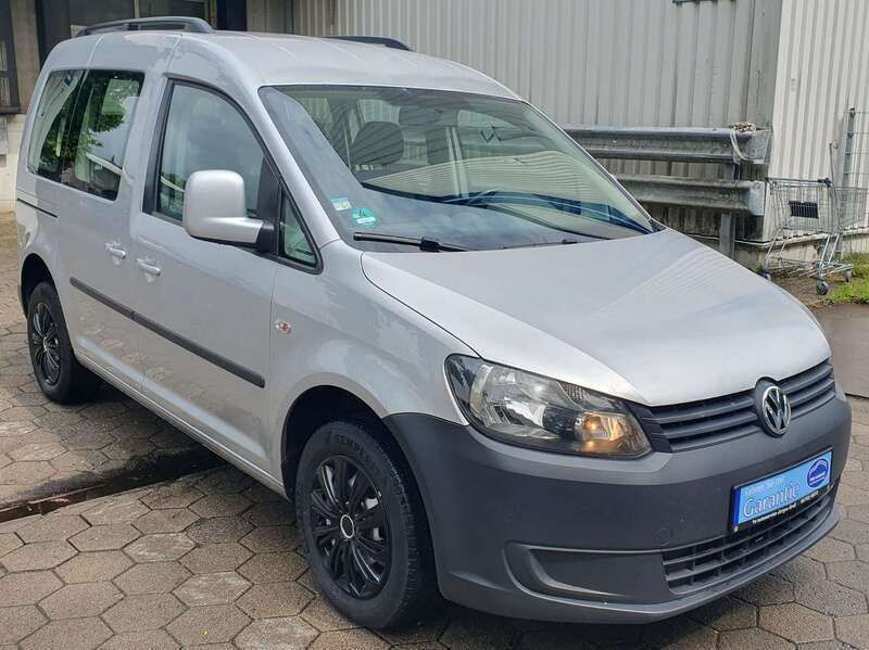 Reflexsilber metallic Gebraucht 2011 VW Caddy Trendline Van / Kleinbus | 3.700 € (Superpreis) - Bild 1/4