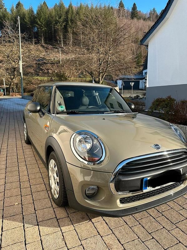 Gebraucht Mini One D 95 PS (69 kW) 2018 Grau Kleinwagen