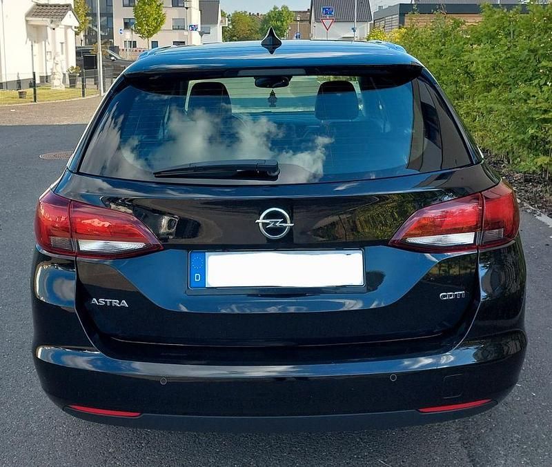 Gebraucht Opel Astra Ultimate 136 PS (100 kW) 2018 Schwarz Kombi