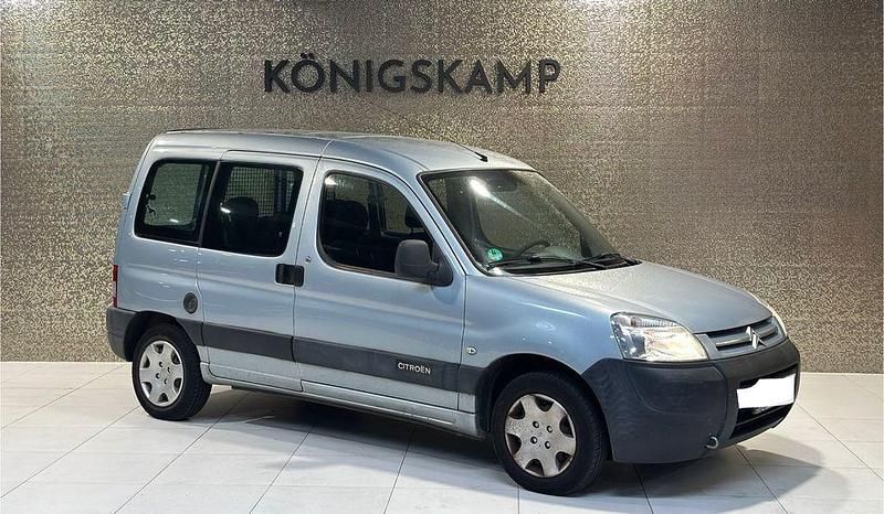 Grau Gebraucht 2008 Citroën Berlingo Advance Van / Kleinbus | 1.700 € (Fairer Preis) - Bild 1/4