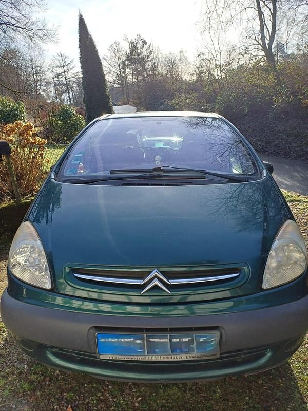 Grün Gebraucht 2002 Citroën Xsara Van / Kleinbus | 990 € - Bild 1/4