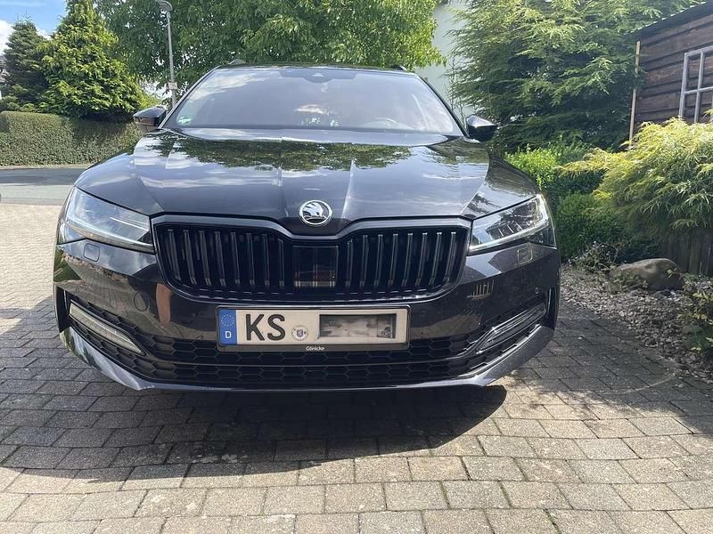 Gebraucht 2020 Skoda Superb SportLine Kombi | 34.000 € (Etwas zu teuer) - Bild 1/4