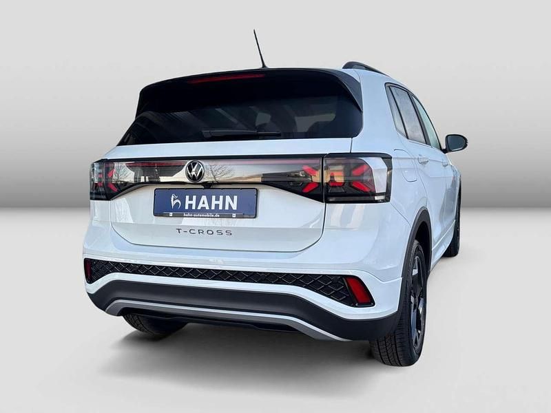 Neu VW T-Cross R-line 150 PS (110 kW) 2026 Pure white uni SUV