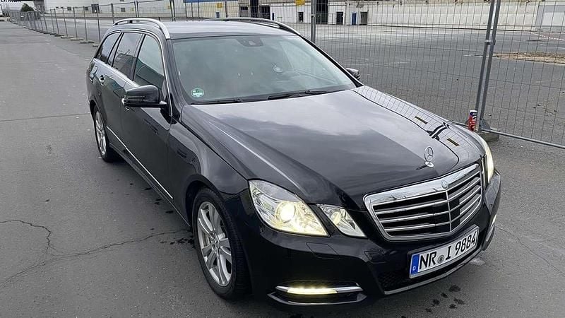 Gebraucht Mercedes E350 231 PS (169 kW) 2010 Kombi