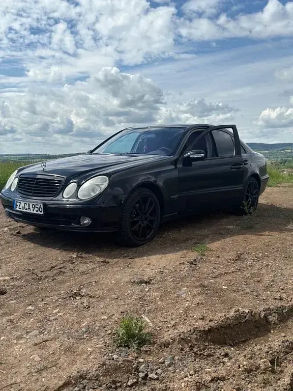 Gebraucht Mercedes E320 224 PS (164 kW) 2004 Schwarz Limousine