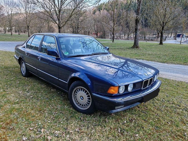Gebraucht BMW 730 188 PS (138 kW) 1988 Blau Limousine