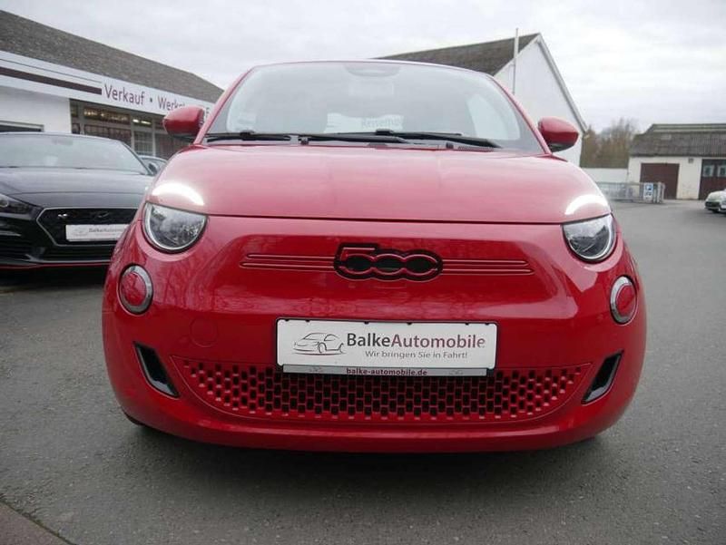 Gebraucht Fiat 500e Red 86 kW (118 PS) 2021 Rot Kleinwagen