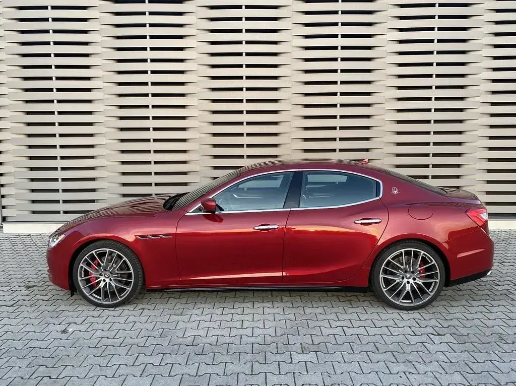 Gebraucht Maserati Ghibli 275 PS (202 kW) 2016 Rot Limousine