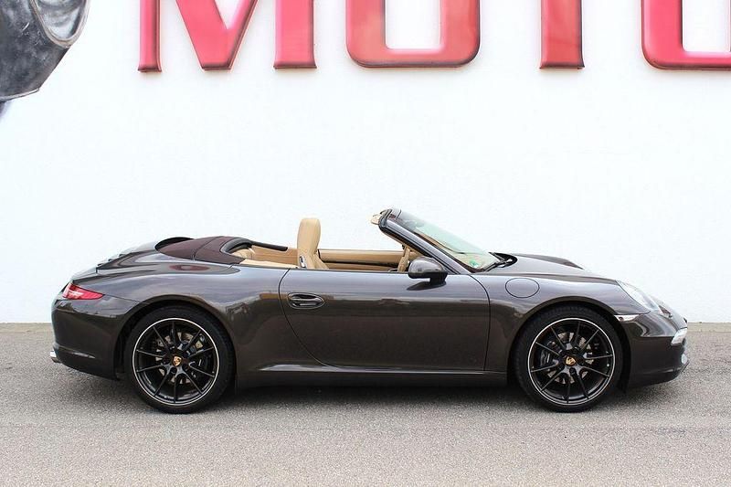 Gebraucht Porsche 911 Carrera Cabriolet 349 PS (256 kW) 2014 Anthrazitbraunmetallic (metallic) Cabrio