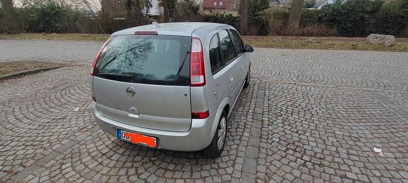Gebraucht Opel Meriva 87 PS (63 kW) 2005 Silber Van / Kleinbus