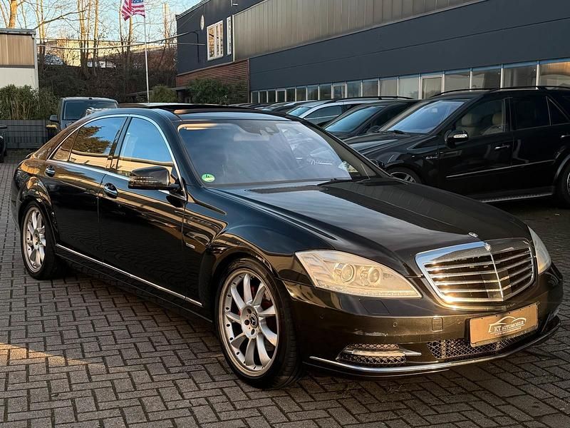 Gebraucht Mercedes S350 258 PS (189 kW) 2010 Schwarz Limousine