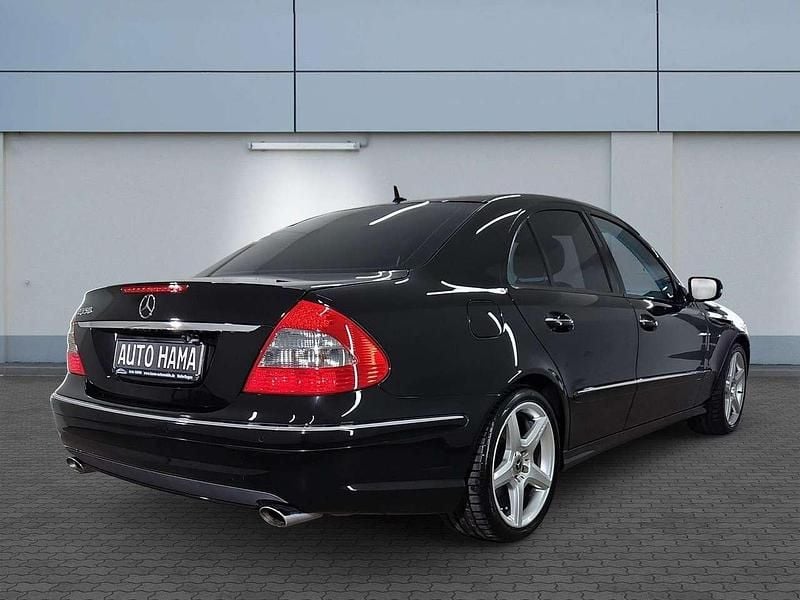 Gebraucht Mercedes E350 Avantgarde 272 PS (200 kW) 2006 Schwarz Limousine