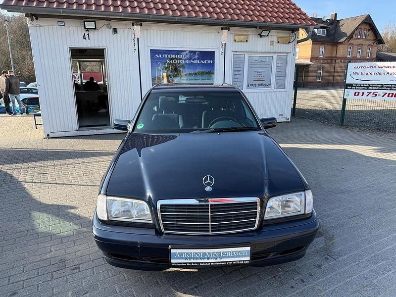 Gebraucht Mercedes C200 Classic 102 PS (75 kW) 2000 Blau Limousine