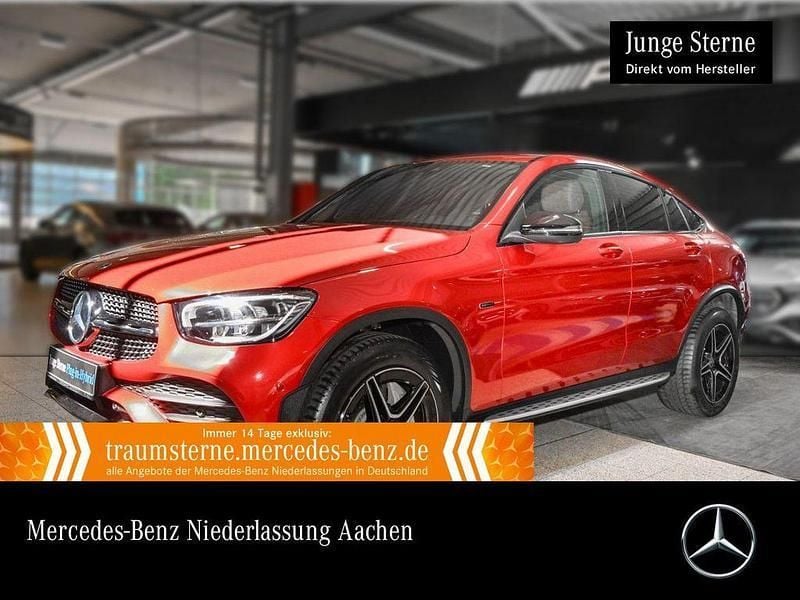 Rot Gebraucht 2021 Mercedes GLC300e AMG Coupé | 48.890 € (Fairer Preis) - Bild 1/3