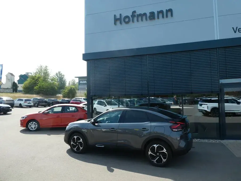 Gebraucht Citroën C4 131 PS (96 kW) 2023 Grau SUV