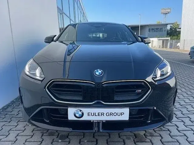 Gebraucht BMW M135 Performance 300 PS (220 kW) 2025 Schwarz Kleinwagen