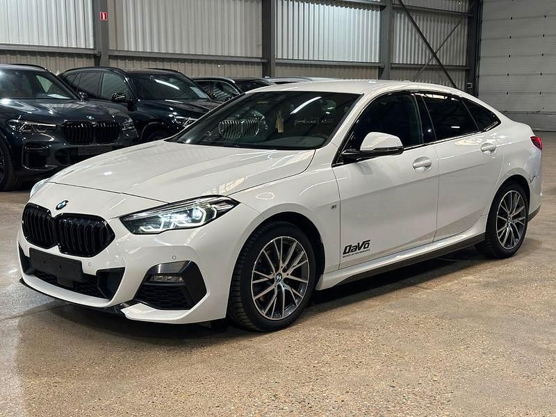 Weiß Gebraucht 2022 BMW 218 M Sport Coupé | 18.900 € (Etwas zu teuer) - Bild 1/4
