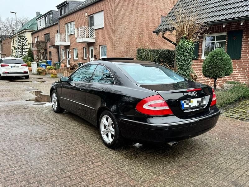 Gebraucht Mercedes CLK200 163 PS (119 kW) 2004 Schwarz Coupé