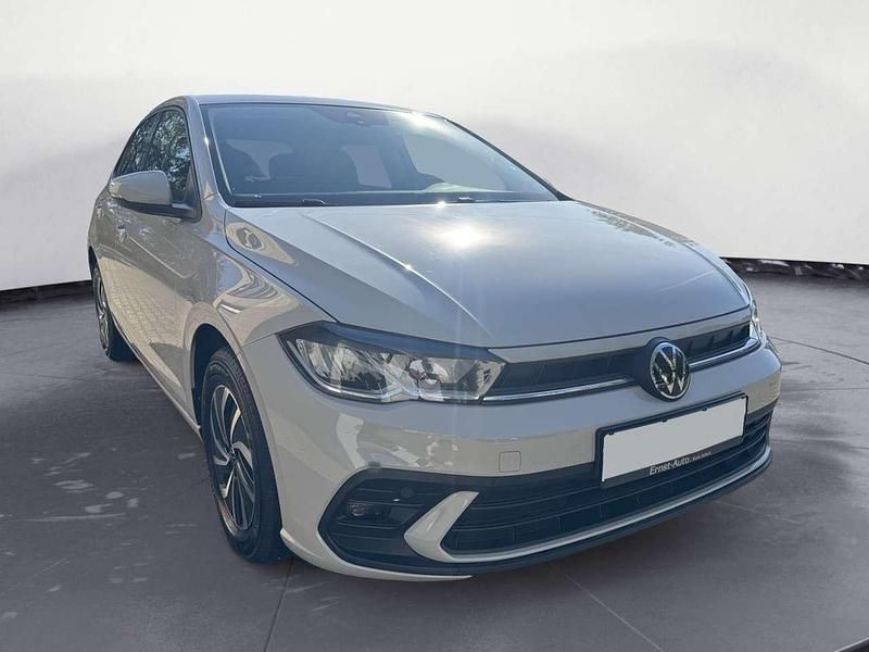 Gebraucht VW Polo Life 95 PS (69 kW) 2025 Ascotgrau Kleinwagen
