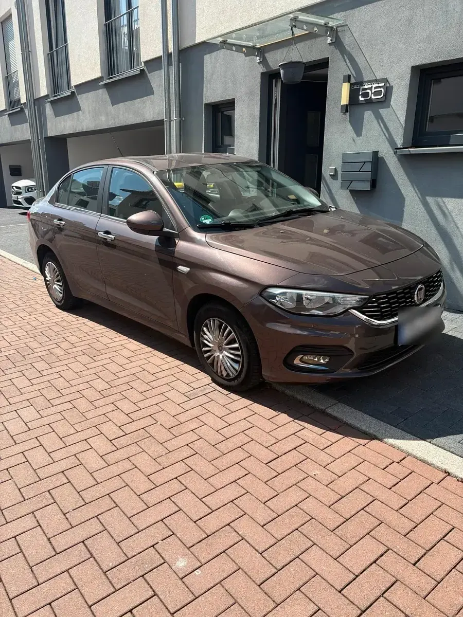 Gebraucht Fiat Tipo Easy 95 PS (69 kW) 2017 Braun Limousine