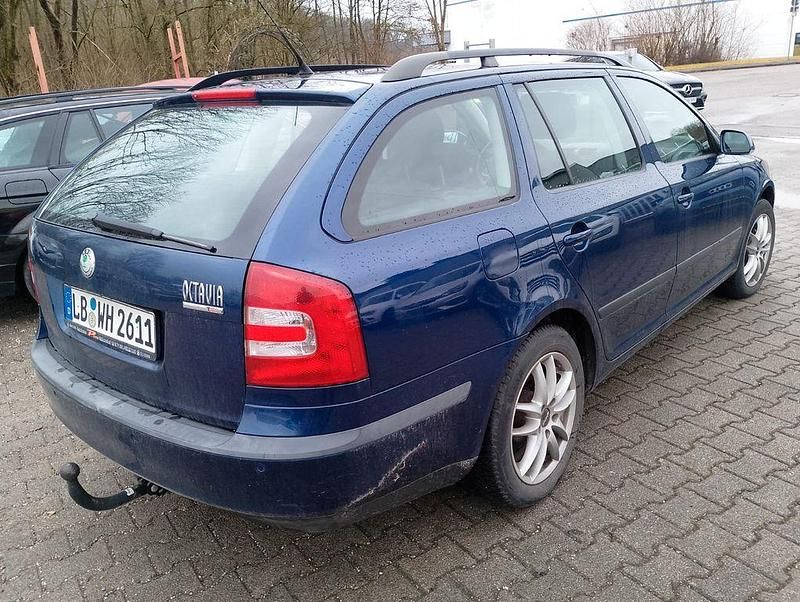 Gebraucht Skoda Octavia Elegance 160 PS (117 kW) 2008 Blau Kombi