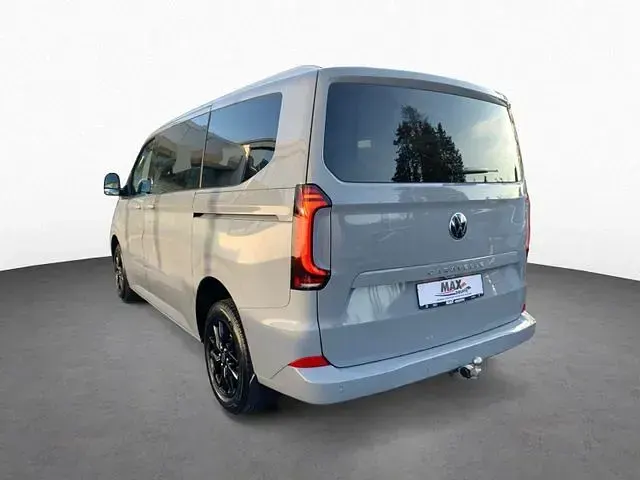 Neu VW Caravelle Style 170 PS (125 kW) 2026 Grau Van