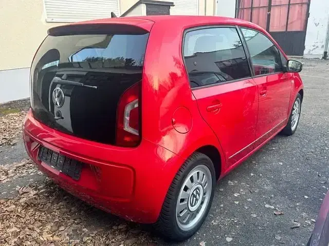 Gebraucht VW up! high up! 75 PS (55 kW) 2012 Rot Kleinwagen