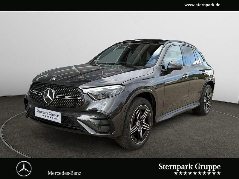 Lack graphitgrau Gebraucht 2024 Mercedes GLC300e AMG Line Premium Plus SUV | 67.950 € (Fairer Preis) - Bild 1/4