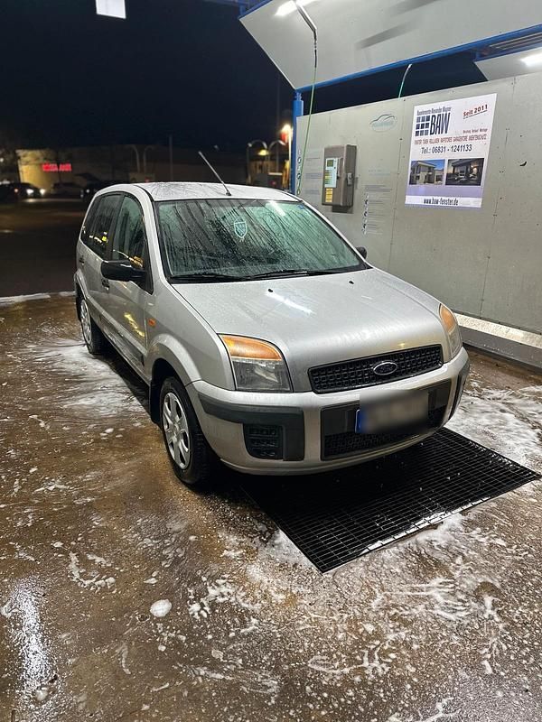 Gebraucht Ford Fusion 90 PS (66 kW) 2007 Silber Kombi