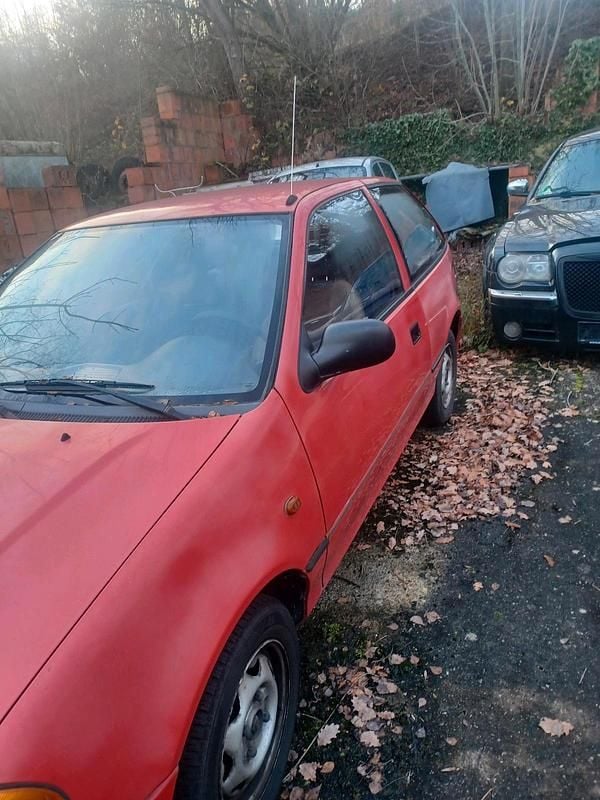 Gebraucht Suzuki Swift 53 PS (38 kW) 1999 Rot Kleinwagen
