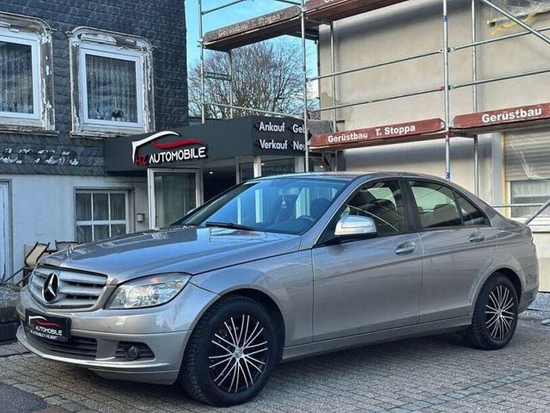 Gebraucht Mercedes C220 170 PS (125 kW) 2007 Cubanitsilber  metallic Limousine