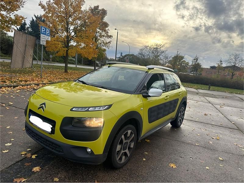 Andere farben Gebraucht 2015 Citroën C4 Cactus Kleinwagen | 4.700 € (Guter Preis) - Bild 1/4